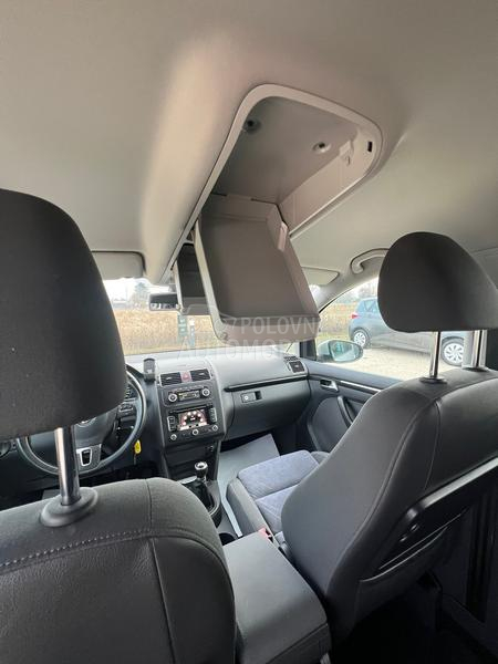 Volkswagen Touran 1.6TDI/7SED/LED/SERV