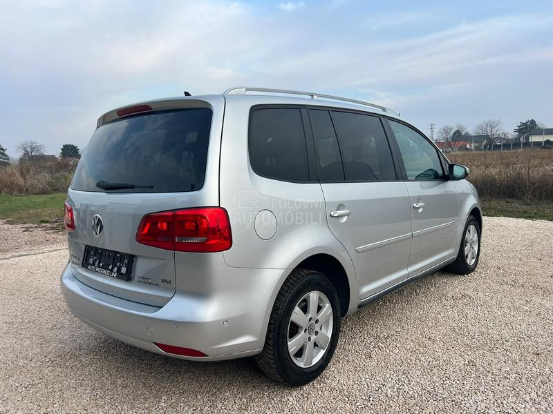 Volkswagen Touran 1.6TDI/7SED/LED/SERV