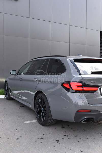 BMW 520 xDrive M Paket AT