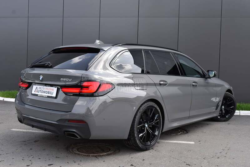 BMW 520 xDrive M Paket AT