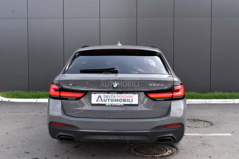 BMW 520 xDrive M Paket AT
