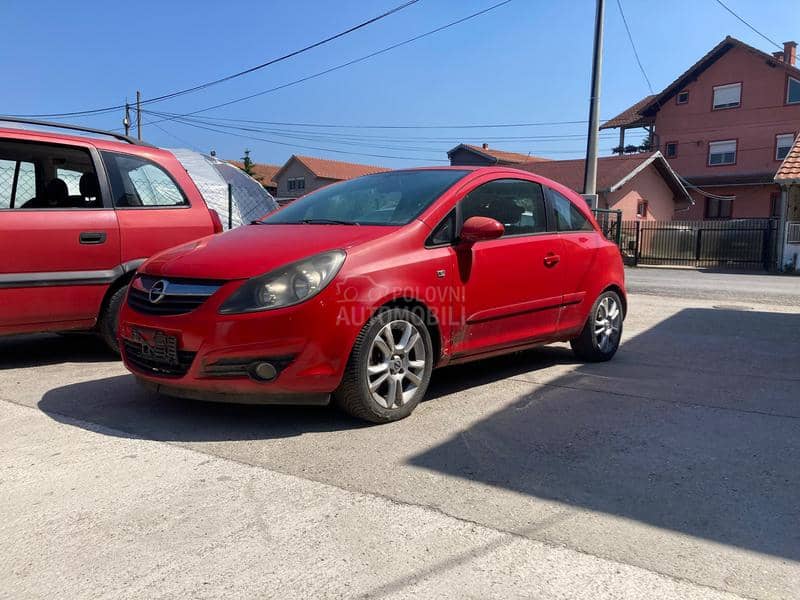 Opel Corsa D 2008. god. -  kompletan auto u delovima