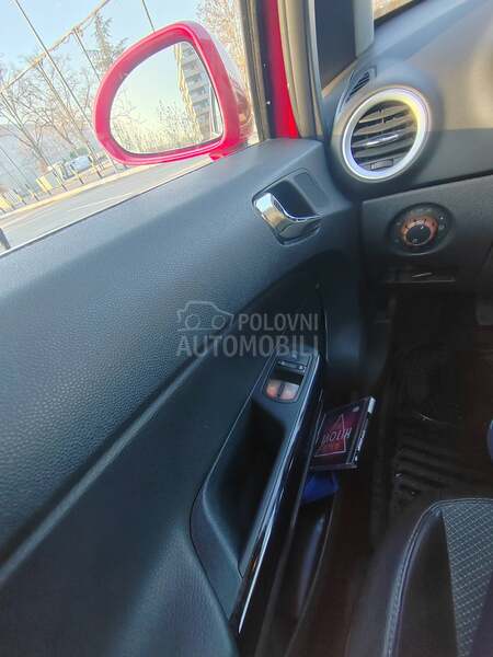 Opel Corsa D 1.2 COSMO