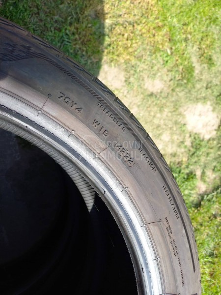 Bridgestone 235/45 R21 Letnja