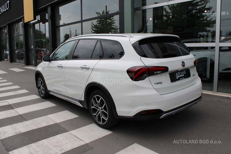 Fiat Tipo 1.6 Mjtd CROSS