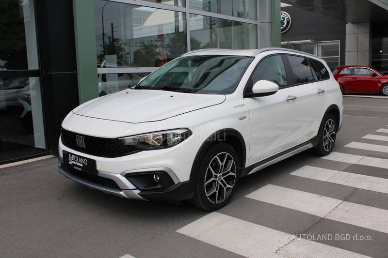 Fiat Tipo 1.6 Mjtd CROSS