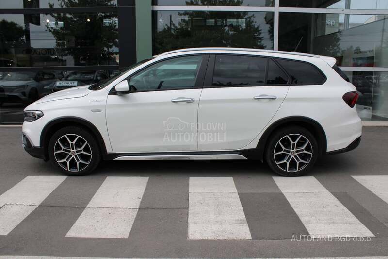 Fiat Tipo 1.6 Mjtd CROSS