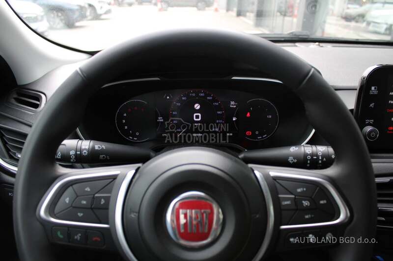 Fiat Tipo 1.6 Mjtd CROSS