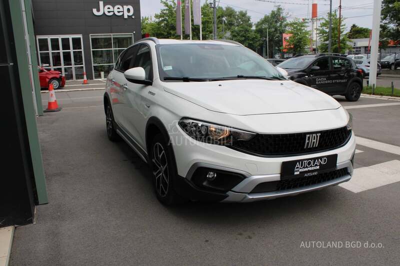 Fiat Tipo 1.6 Mjtd CROSS