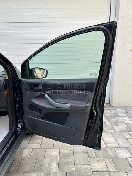 Ford Kuga 2.0TDCI/P.A.N.O/NAV.