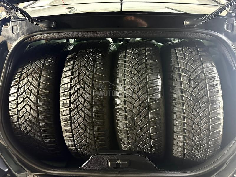 Ford Kuga 2.0TDCI/TITANIUM