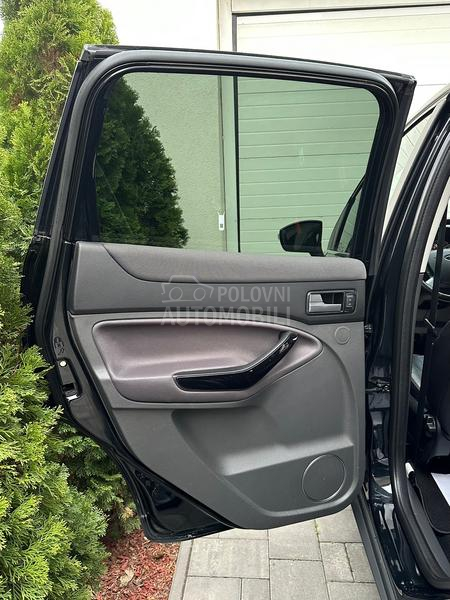 Ford Kuga 2.0TDCI/TITANIUM