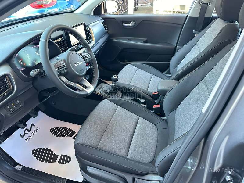 Kia Stonic 1.2 LX PLUS