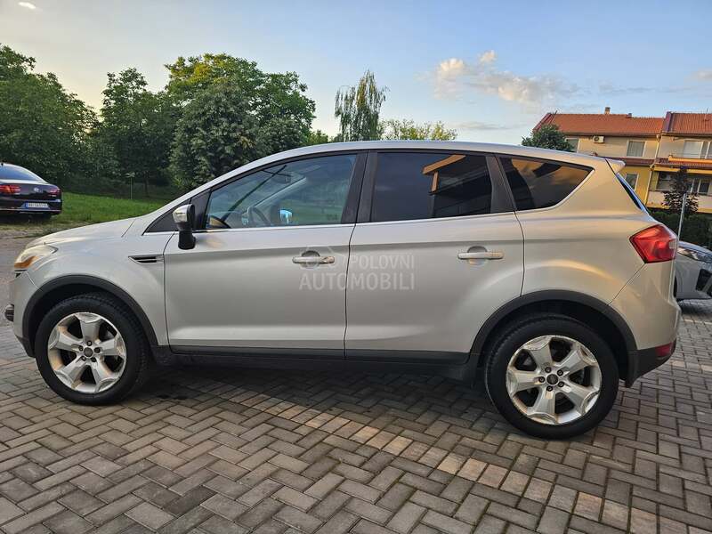 Ford Kuga 