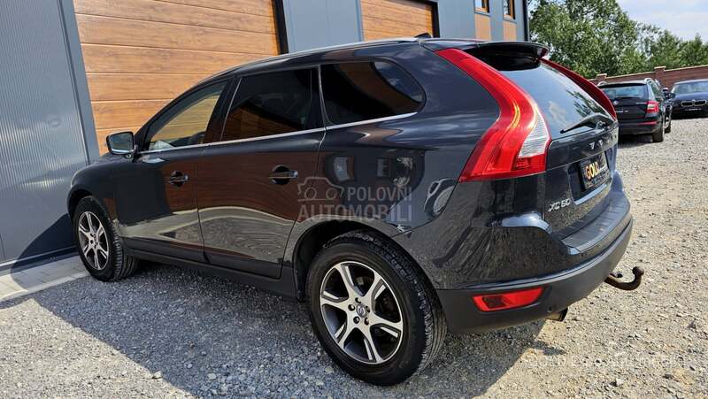 Volvo XC60 2.0 D3 MOMENTUM