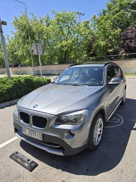 BMW X1 S drive, panor.krov