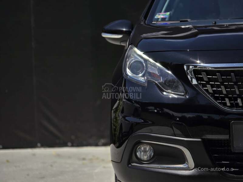 Peugeot 2008 1.2 ACTIVE A/T