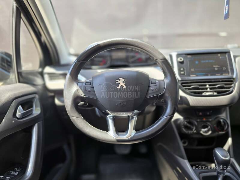 Peugeot 2008 1.2 ACTIVE A/T