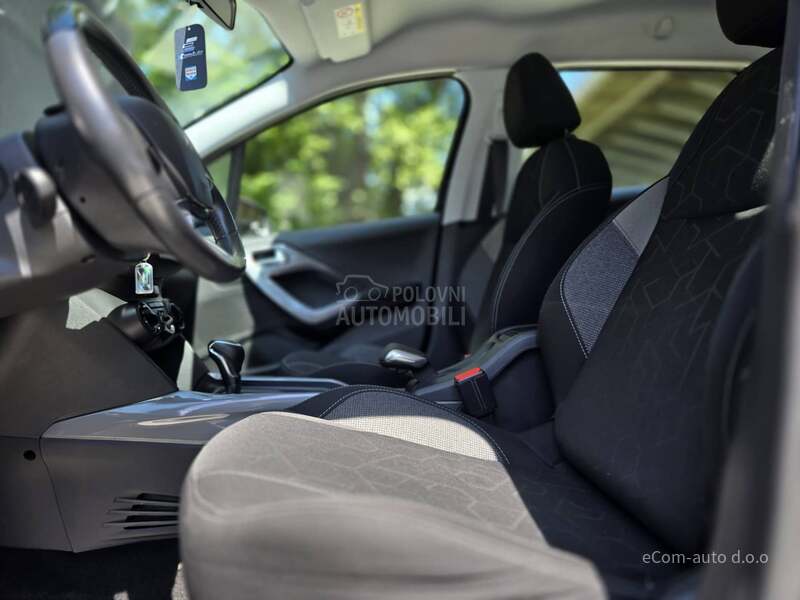 Peugeot 2008 1.2 ACTIVE A/T