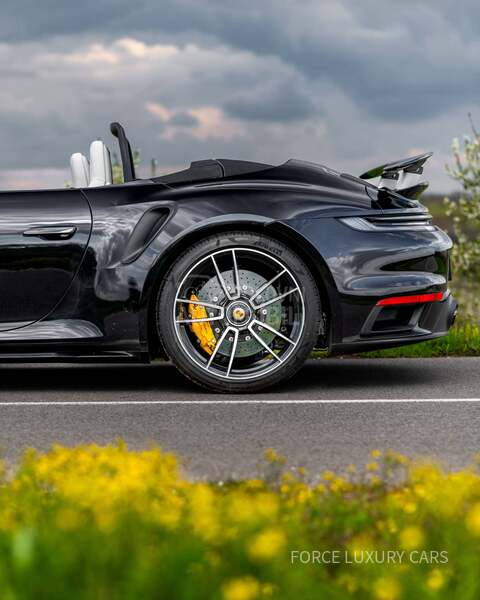 Porsche 911 Turbo S Cabrio