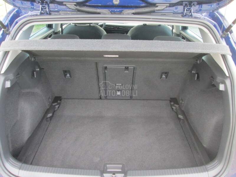 Volkswagen Golf 8 1.5 TSI LIFE