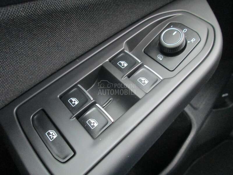Volkswagen Golf 8 1.5 TSI LIFE