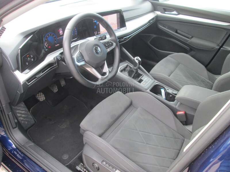 Volkswagen Golf 8 1.5 TSI LIFE
