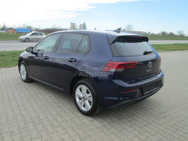 Volkswagen Golf 8 1.5 TSI LIFE