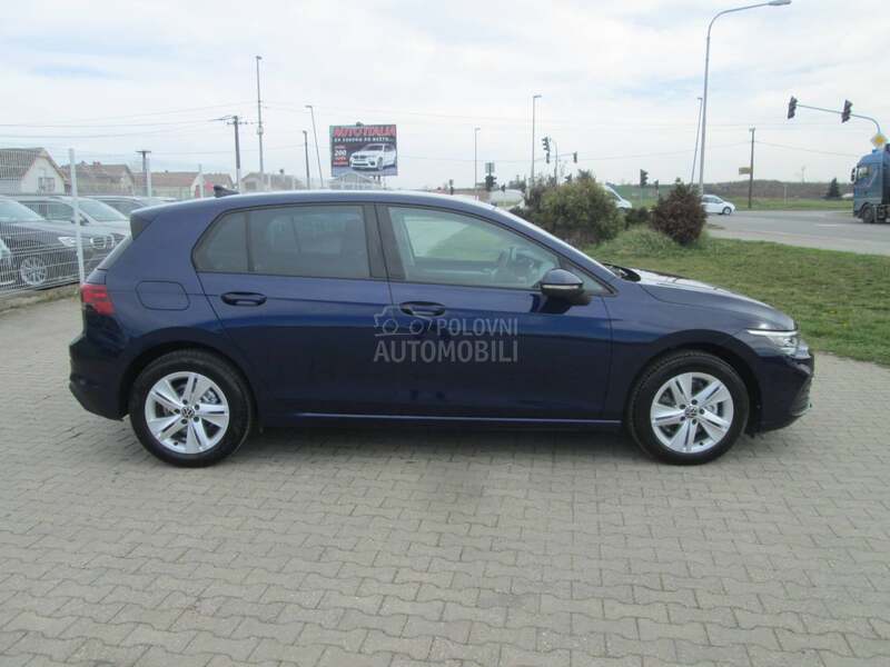 Volkswagen Golf 8 1.5 TSI LIFE