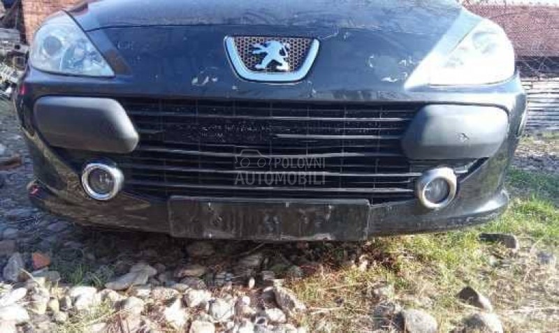 Branik prednji restajling