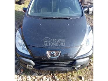 Branik prednji restajling za Peugeot 307