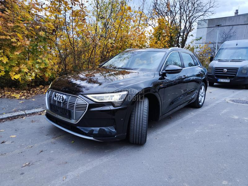 Audi e-tron 50 quattro