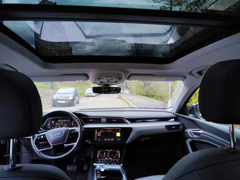 Audi e-tron 50 quattro