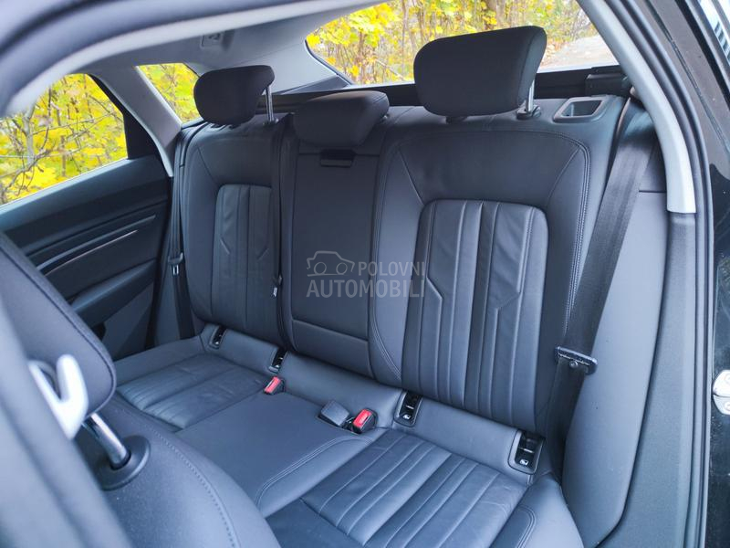 Audi e-tron 50 quattro