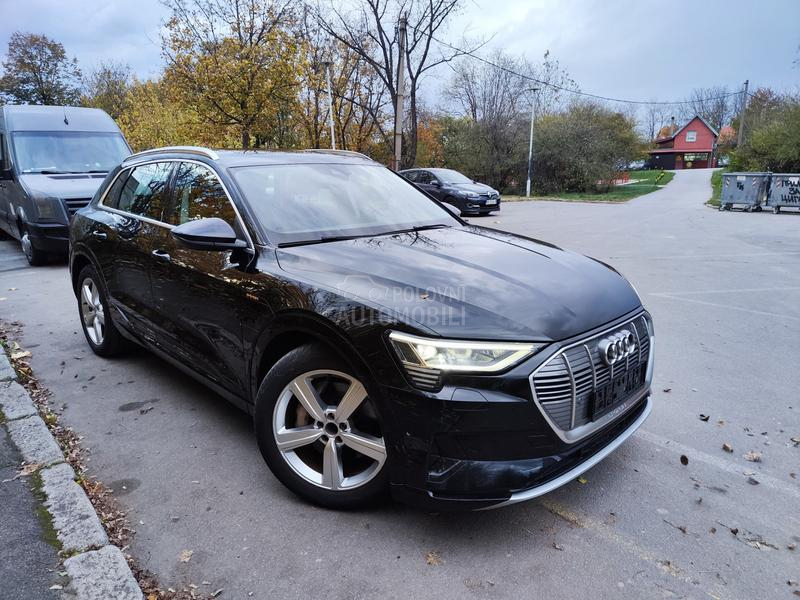 Audi e-tron 50 quattro