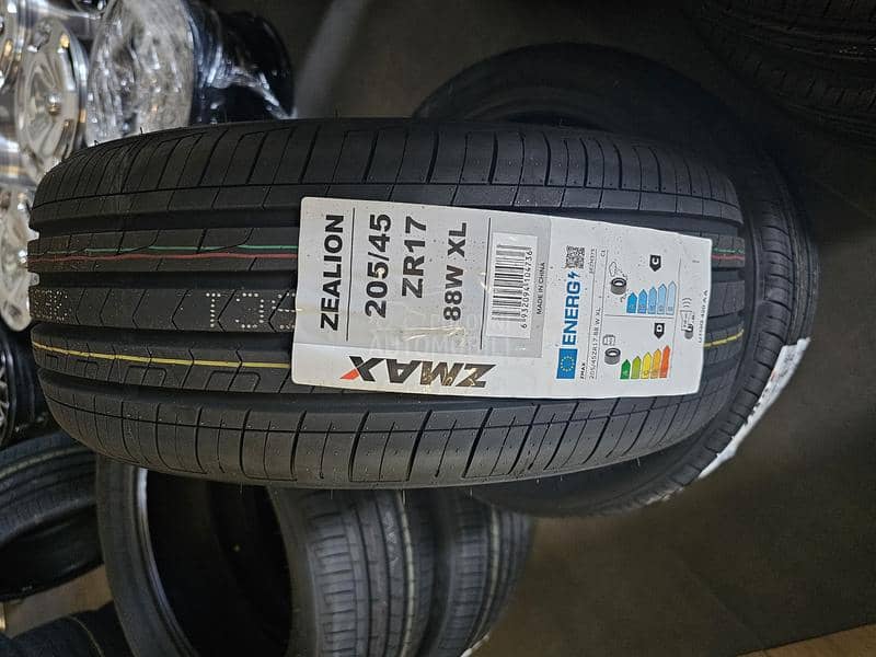 Zmax 205/45 R17 Letnja