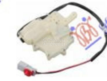 MOTOR BRAVE ZADNJIH VRATA (2pi za Honda Civic od 1996. do 1999. god.