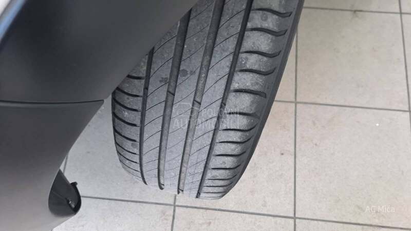 Citroen C3 1.2 LED NAV 76000