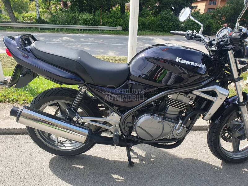 Kawasaki ER 5