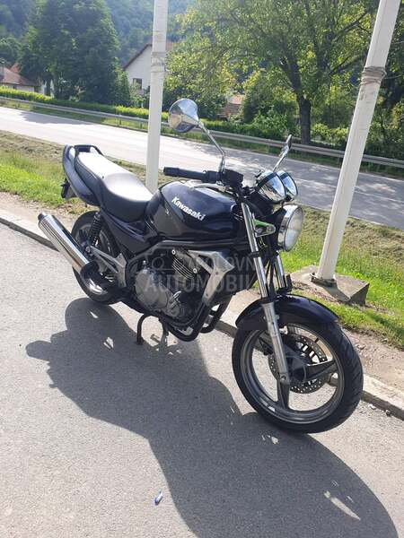 Kawasaki ER 5