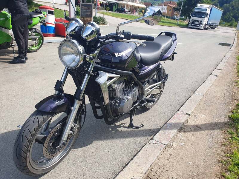 Kawasaki ER 5
