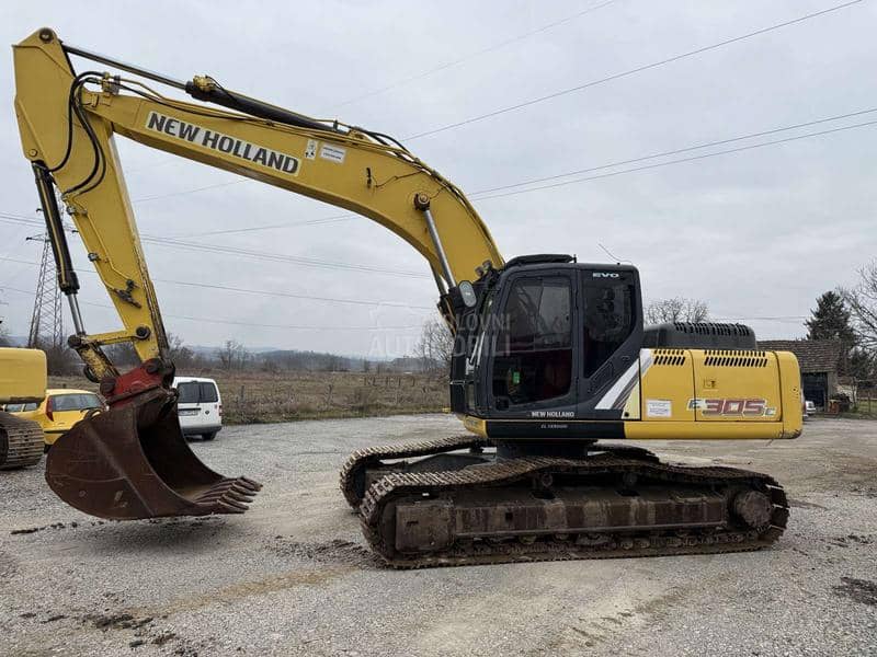 New Holland E305