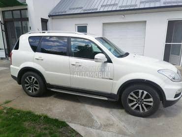 SsangYong Rexton W 200 e-XDi
