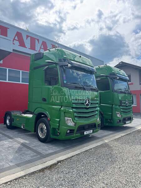 Mercedes Benz Actros 1851