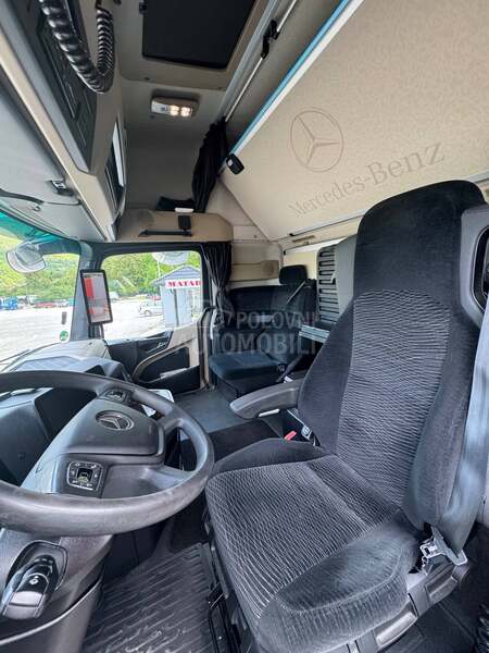 Mercedes Benz Actros 1851