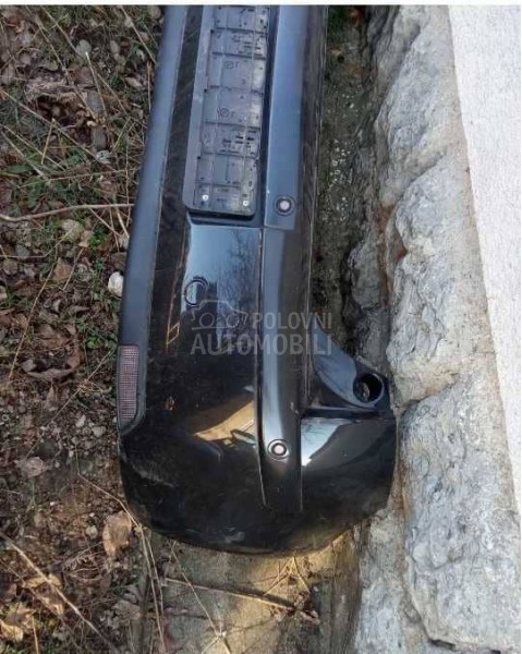 Branik zadnji hedzbek