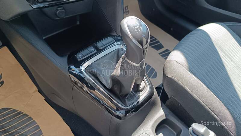 Opel Corsa F 1.2 EDITION
