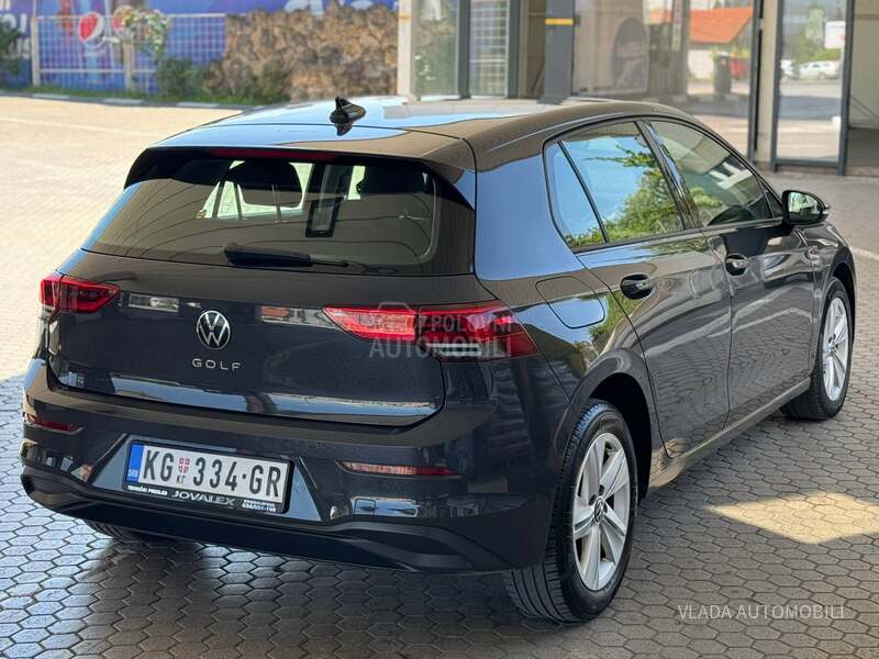 Volkswagen Golf 8 1.5 TSI