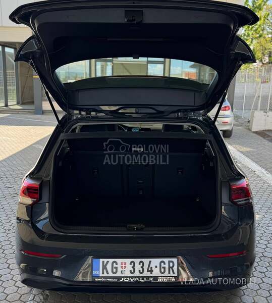Volkswagen Golf 8 1.5 TSI