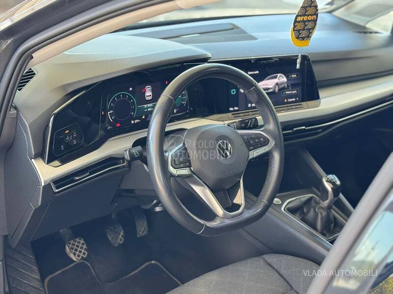 Volkswagen Golf 8 1.5 TSI